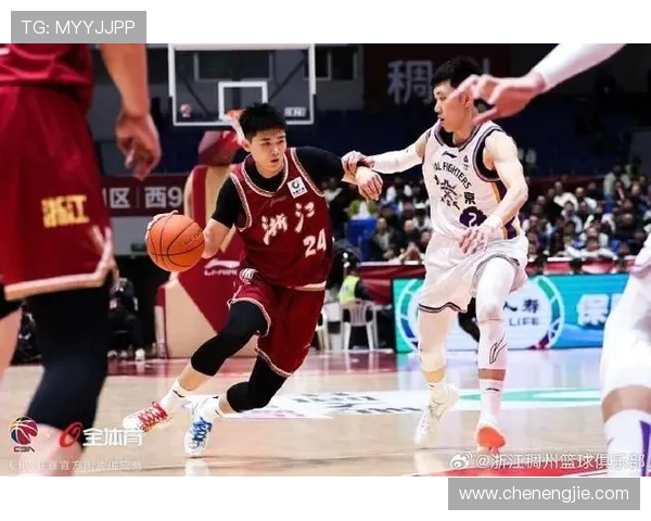 北京北控与浙江激战正酣争夺篮球赛季关键胜利之战